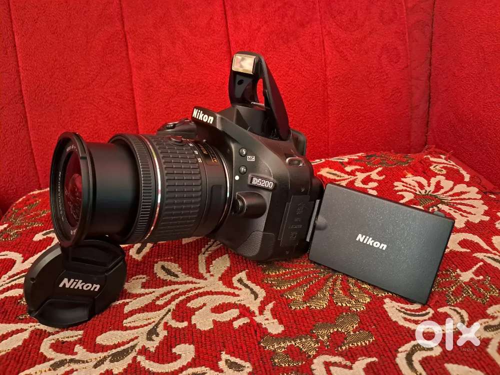 NIKON D5300 AND OTHERS PROFESSIONAL CAMERA.