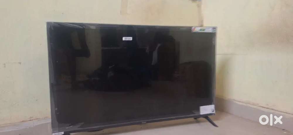 Haier 108 cm LED TV FOR SALE