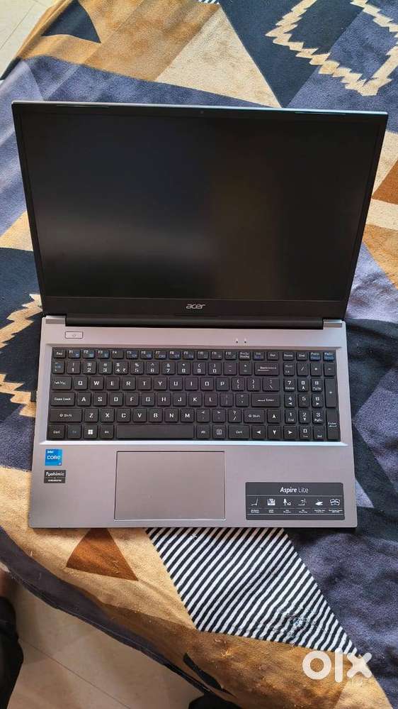 ACER Aspire Lite AL 15-51 (I7 -11Generation}