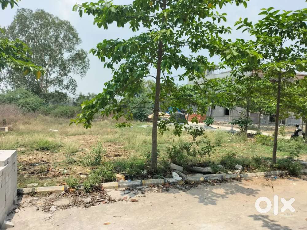 Plot for sale in Kompally