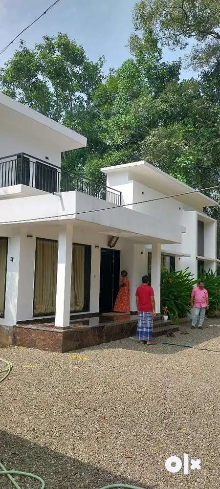 3BHK All bedrooms bath attached 13 Cent 70 Lakh Kuthukuzy Near Bus rou
