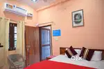1 room with kitchen aur fully furnished a.c geyser  neat & clean room