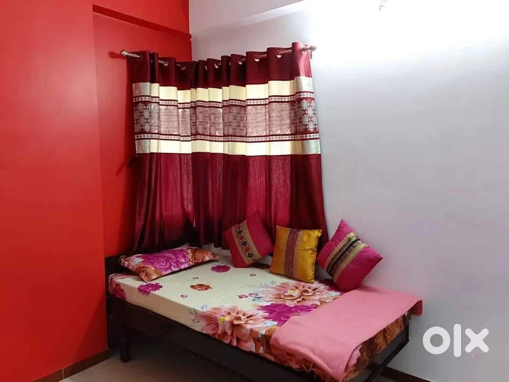 Sharing Rooms for Girls