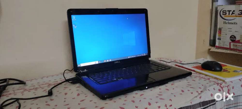 I am selling my dell Inspiron 1545 laptop with 3gb ram and windows 10
