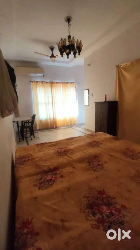 Fully Independent AC Room For Rent At Premium Location