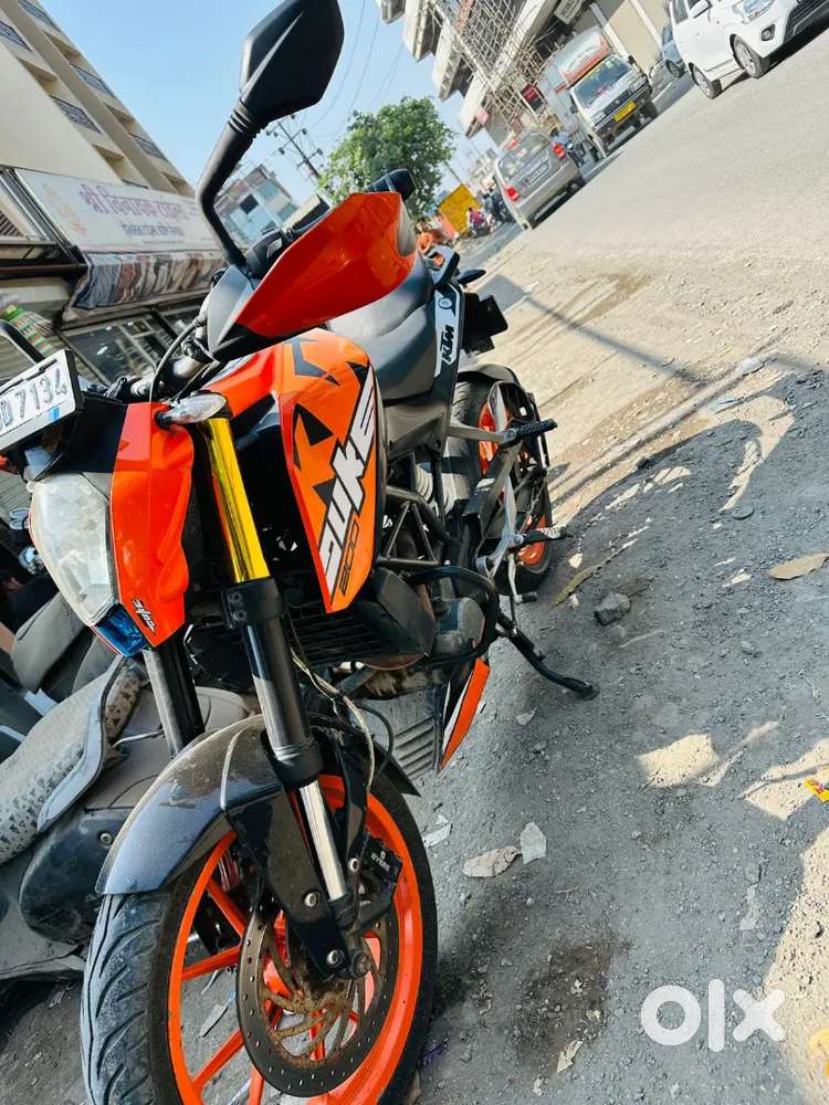 Ktm duke 200