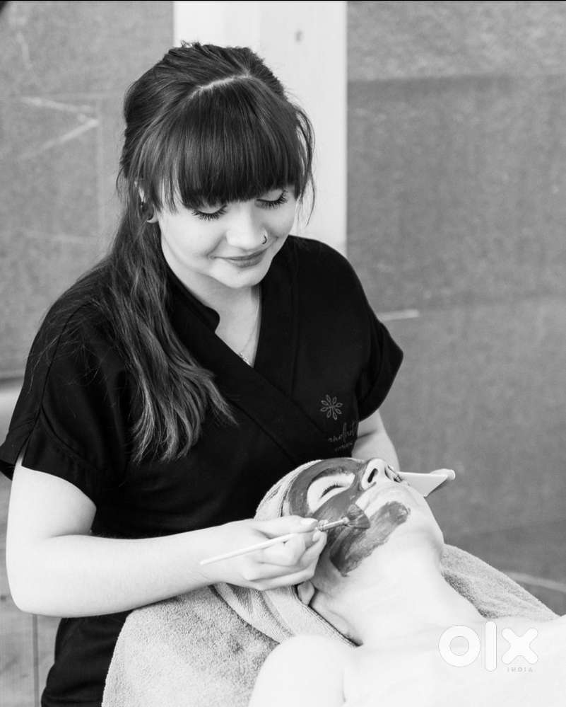 10 Fresher urgent need Part time work 40-50k spa ( only for girls )