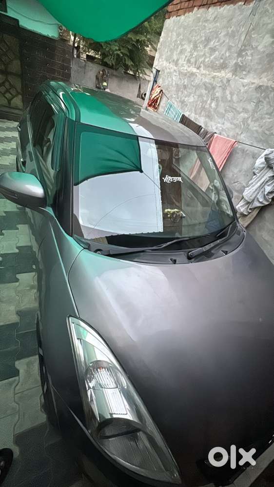 With alloy wheels 17’’ inches