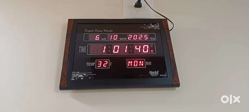 Digital watch for sale