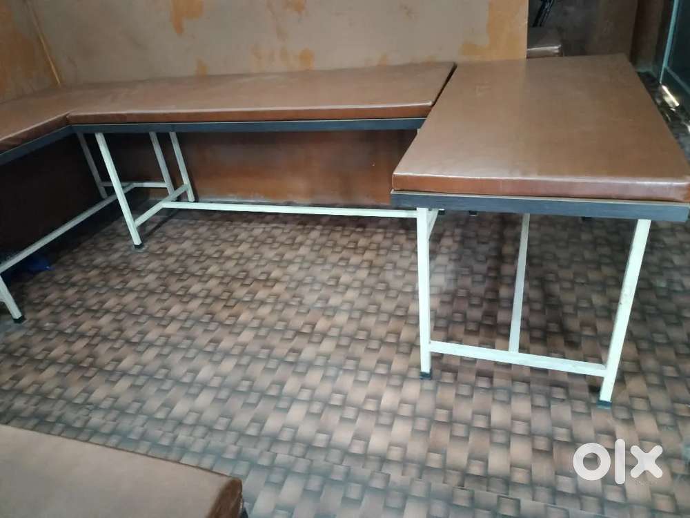 Doctor clinic tables
