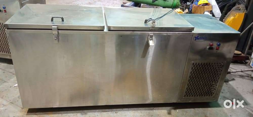 DEEP FREEZER AVAILABLE  FOR SALE IN SS  LESS USED