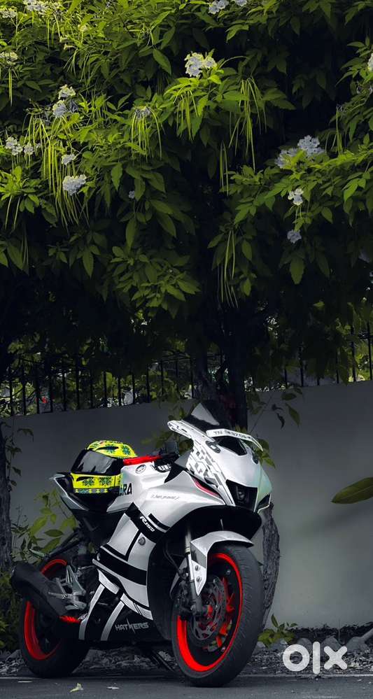 R15 v4 Modified. FullWork complete showroom stock