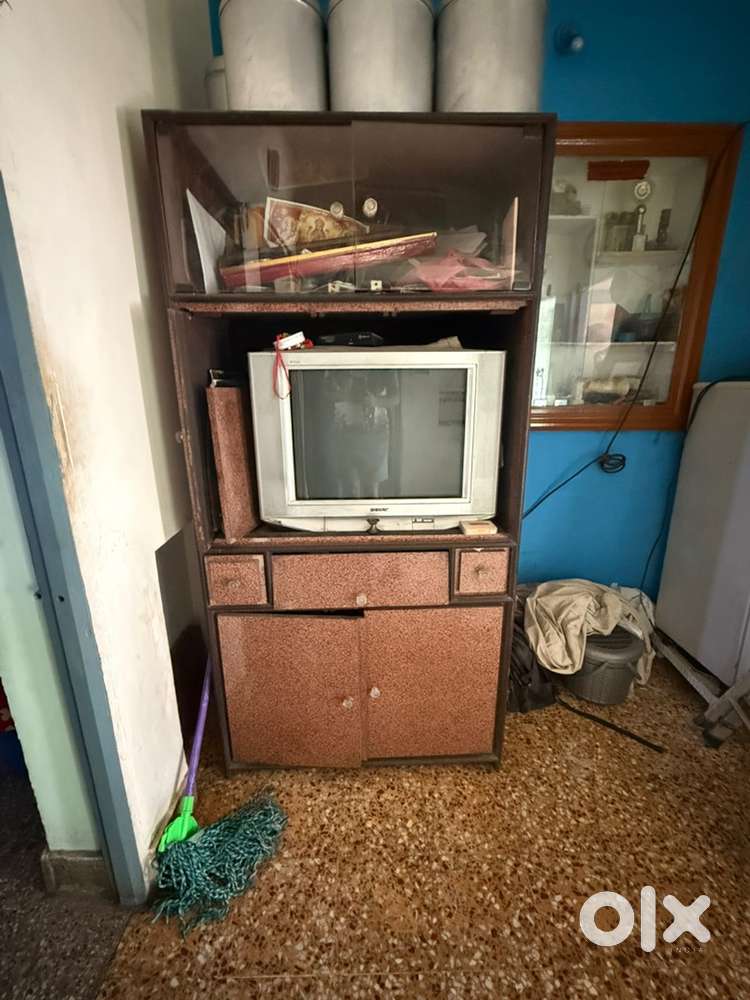 TV cabinet/showcase available for sale