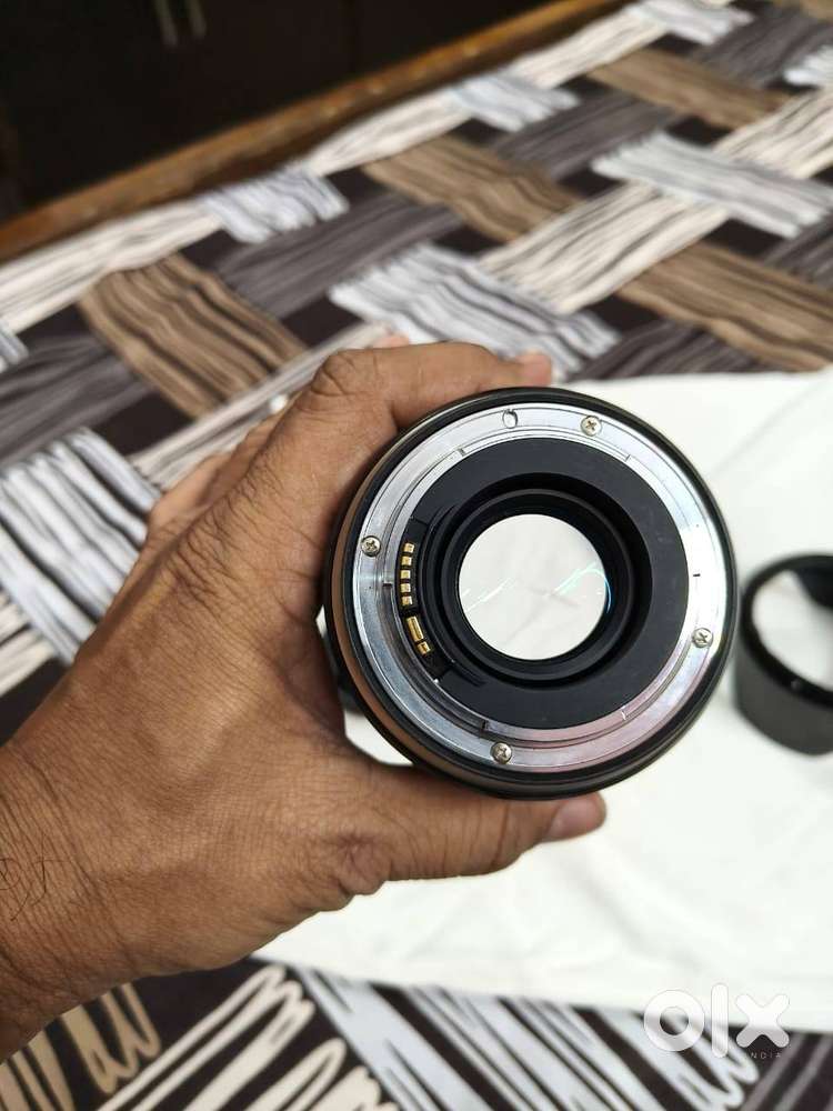 tamron EF35mm f 1.8   is wala canon mount lens