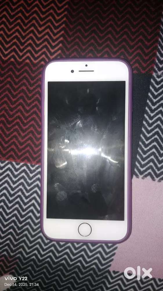 Best phone in price only back glass cracked model I phone 8