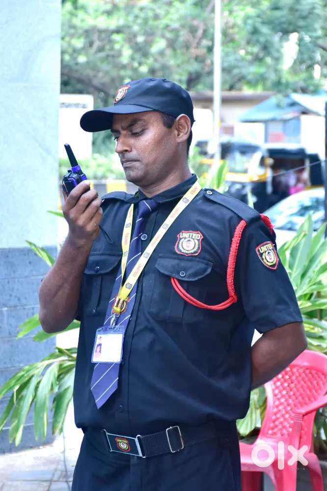 “Night Shift Security Guard Required – Salary ₹17,000 – 8 Hours”