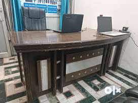 5 Seater Sofa and Office Table