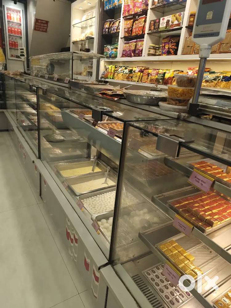 Sweets display counter