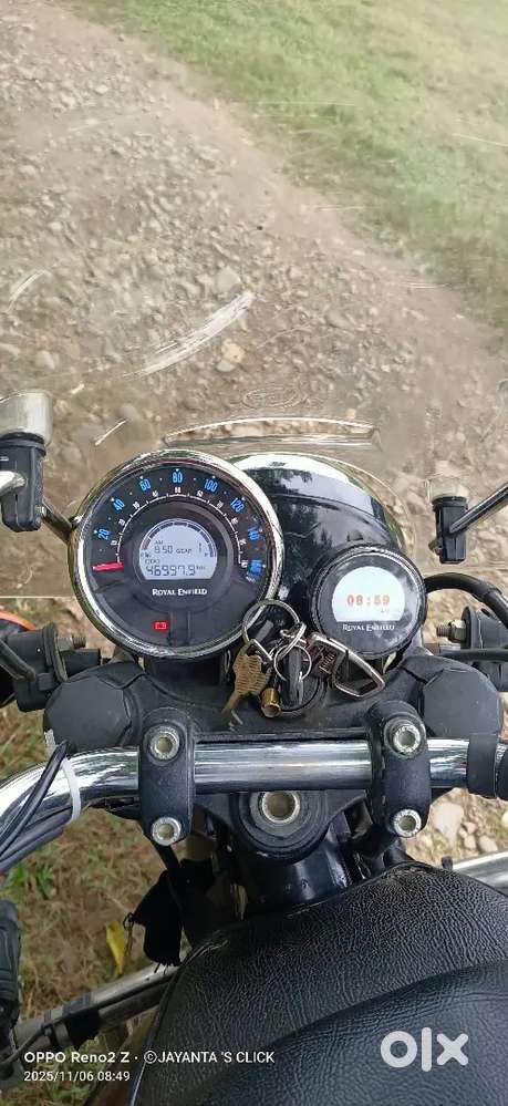 Royal Enfield Meteor350 Stellar red, with Accessories, good condition