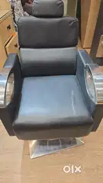 Salon Chair