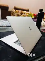 Apple MacBook Pro Touch Bar
