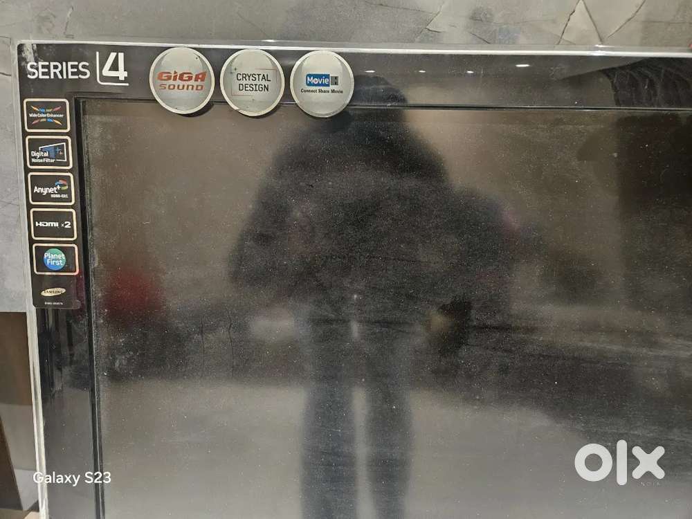 Sumsung  LED series 4 ,38 inch