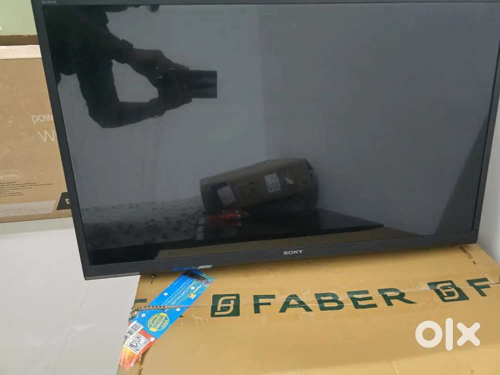 Urgent tv sale 32 inch with Amazon fire stick 4k