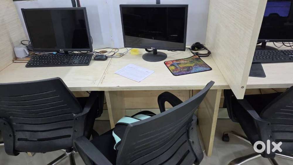 40-Seater Call Center Workstations with Chairs – Office Setup