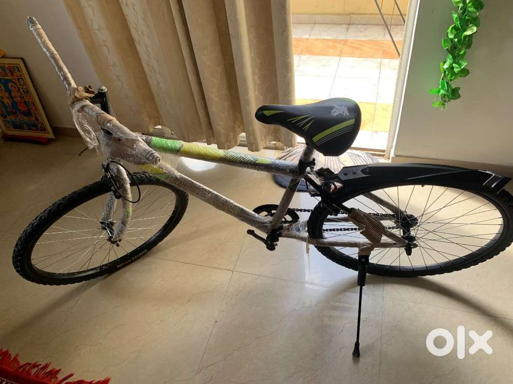 UNIROX avenger cycle brand new condition avilable for urgent sale