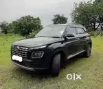 Hyundai Venue 2022 Diesel Good Condition black colour