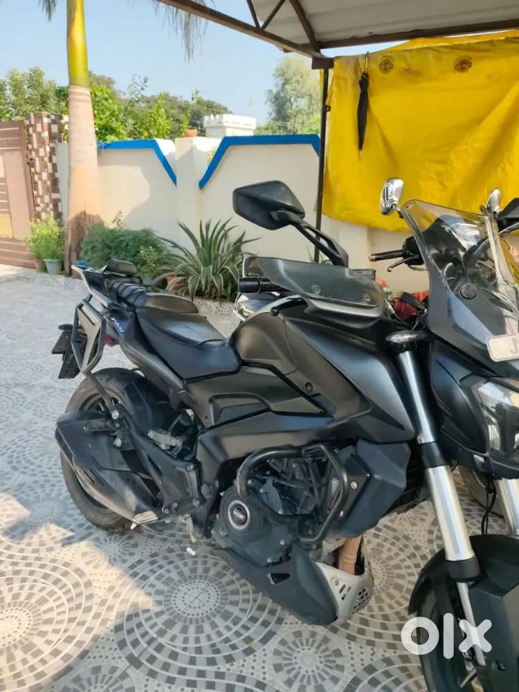 Bajaj DOMINAR 400