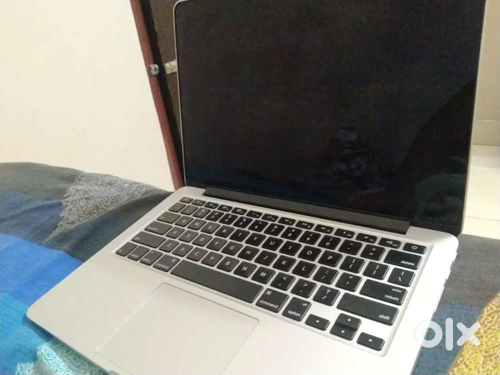 MacBook pro early bird