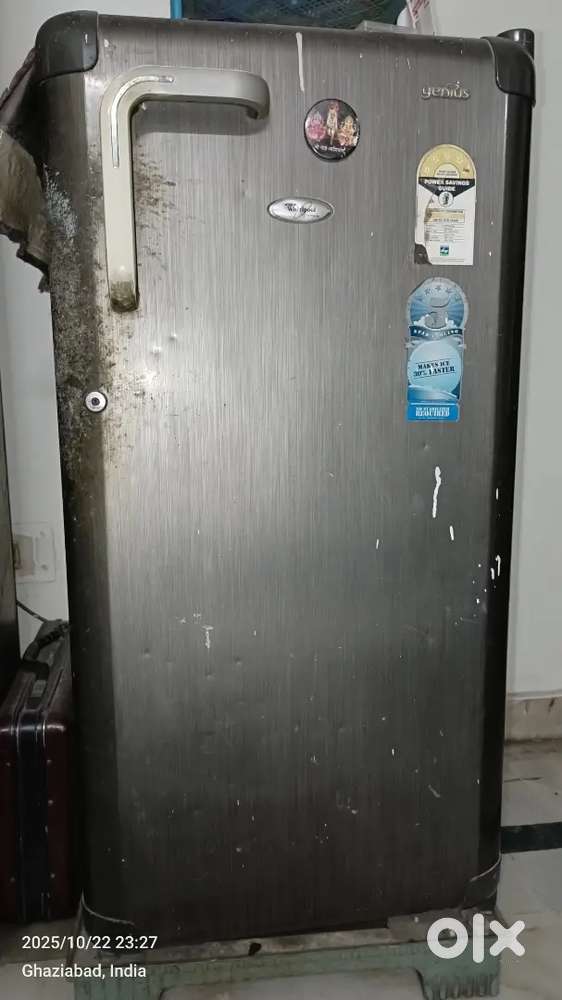Whirlpool Fridge 165 litter
