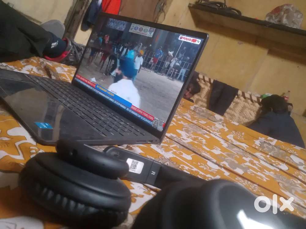 Laptop dell i3 buy in 2023 jan. I use it only 3 months all okk