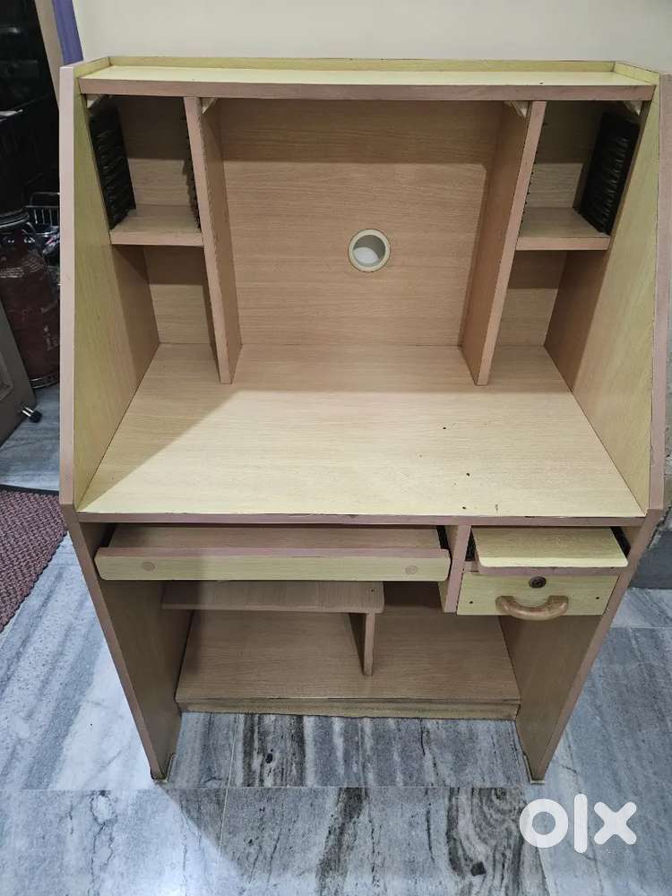Computer/TV table for Sale