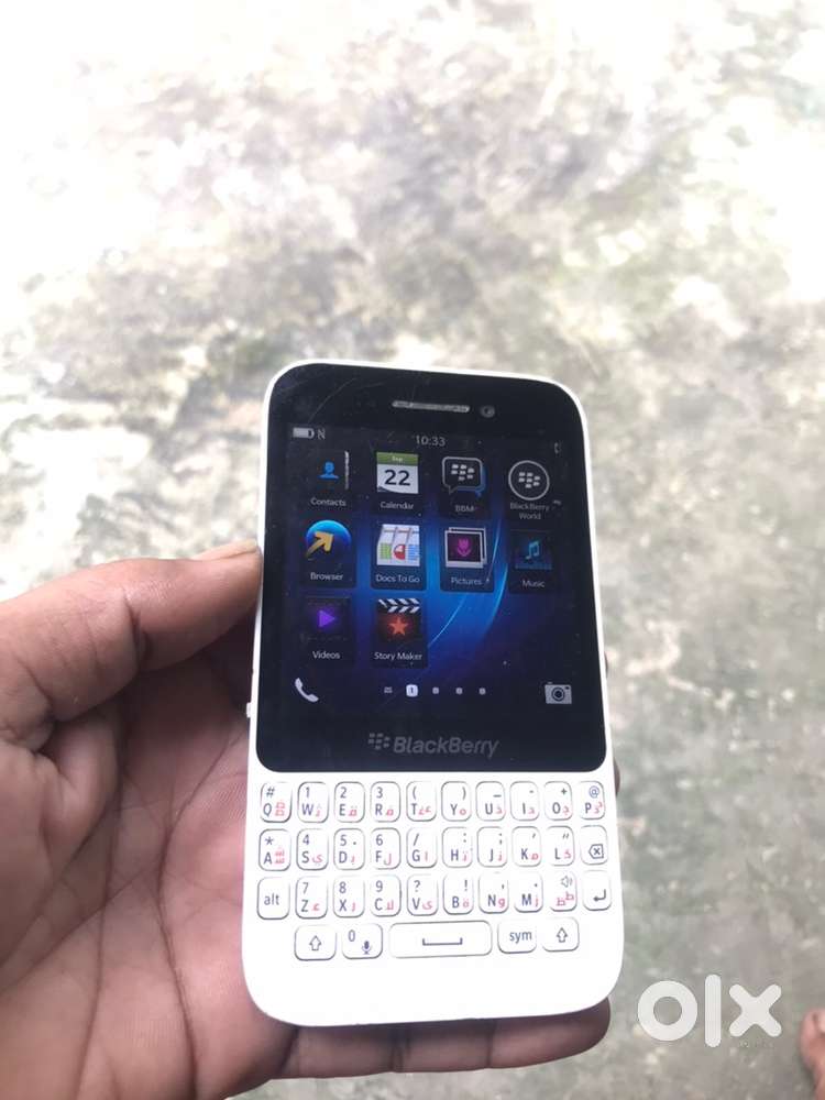 Blackberry Q5 keypad plus touch screen