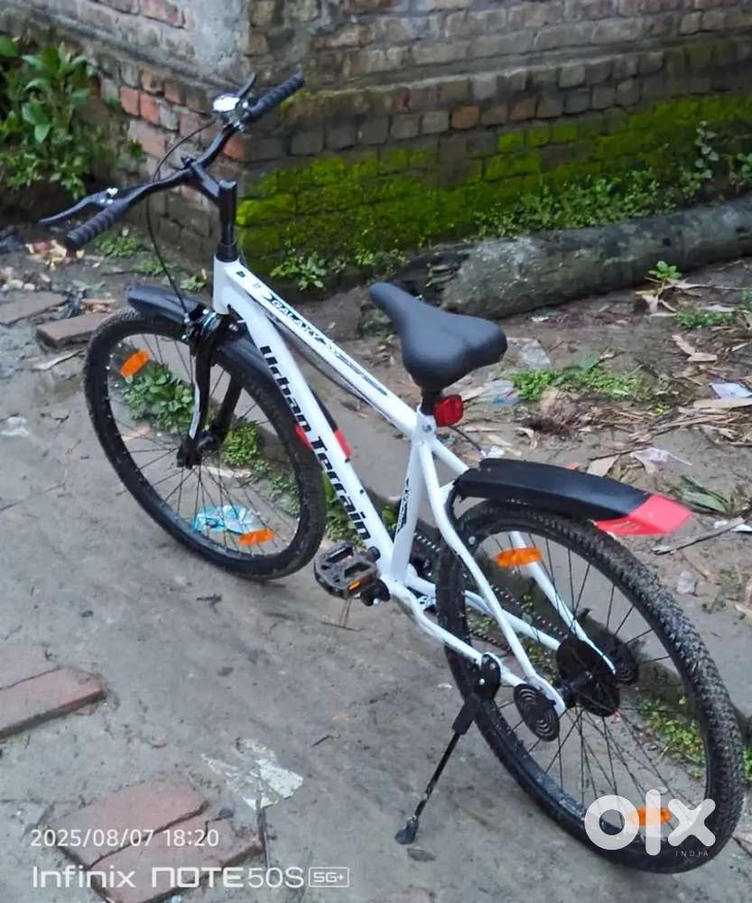 Cycle is good condition ..10 days only used new cycle