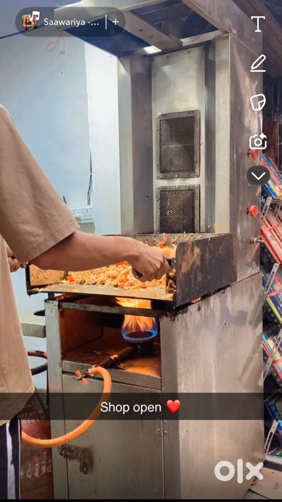 Shawarma roll machine