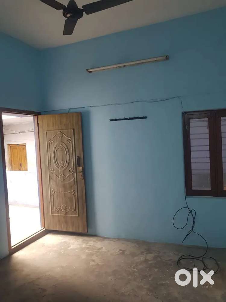 1RK South facing in Mill Road