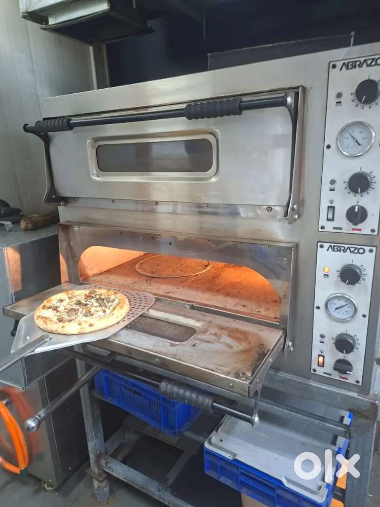 Abrazo Pizza Oven
