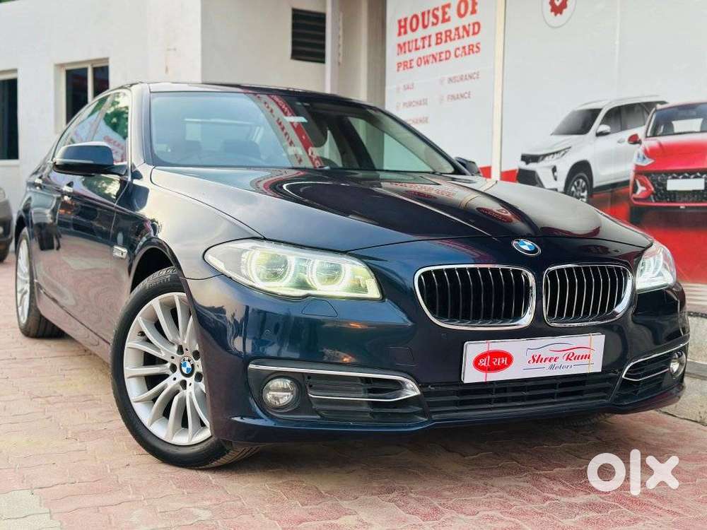 BMW 5 Series 2.0 520i Luxury Line, 2015, Diesel