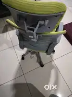 Wheel study chair