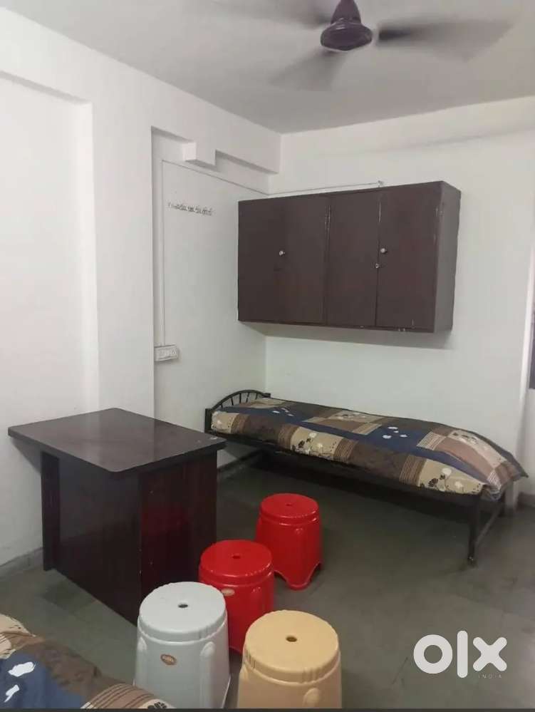 Fully Independent girls boys hostel