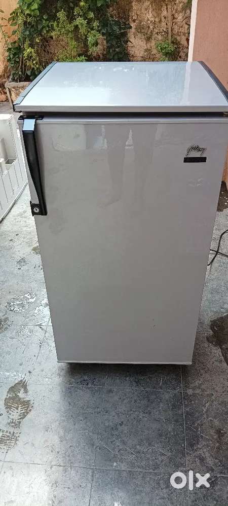 Godrej single door fridge