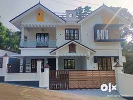 4 bedroom attached house Puthuppally open well  loan available 76 laks
