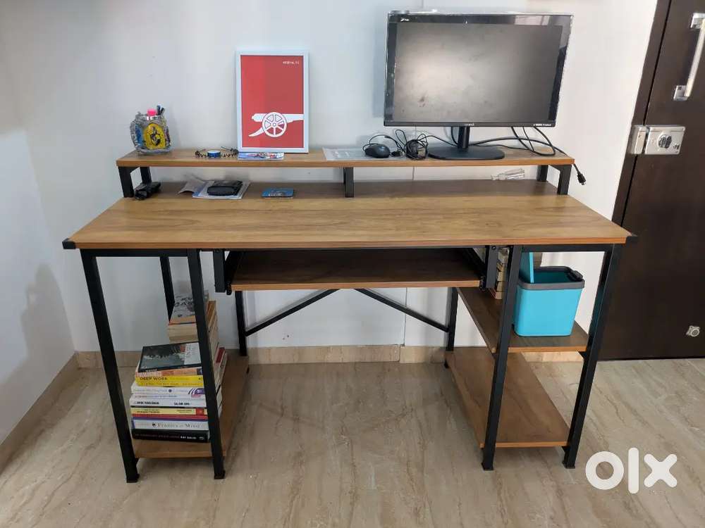 Brand new computer and home office table for sale