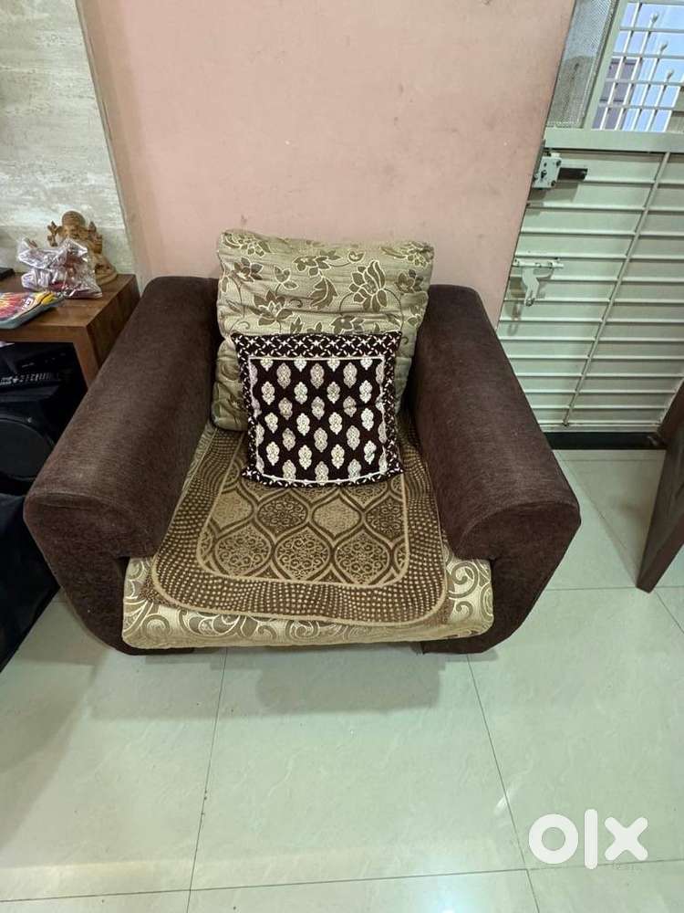 Sofa in excellent for sale