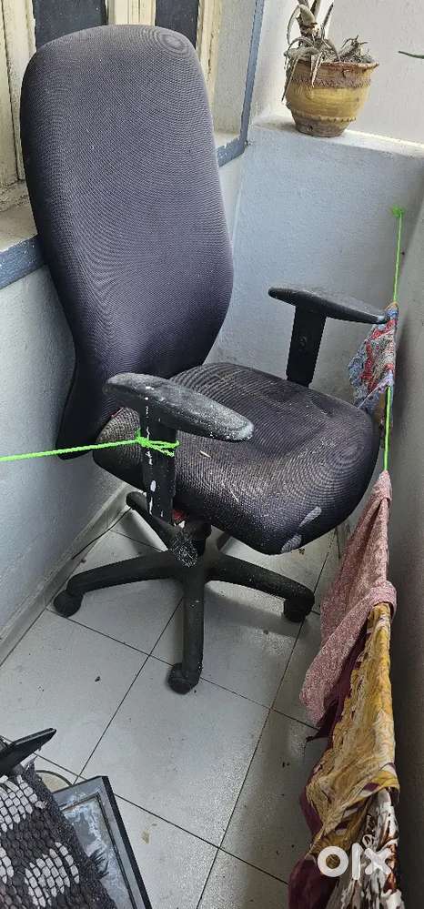Computer chair
