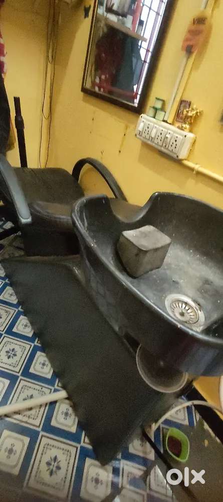 Parlour shampo station