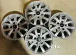 Xuv 500 17” W10 model alloys silver  set of 4 used